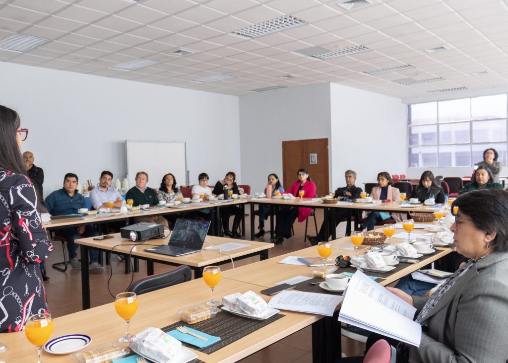 Académicos de la UA participan en elaboración de Plan Estratégico Institucional de proyecto Ciencia Abierta